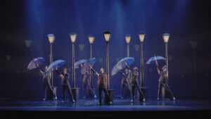 Lab Header P Cantandobajolluvia